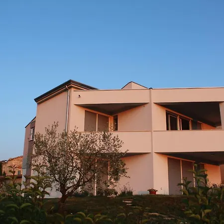 Apartment Fiorella Poreč Exterior foto